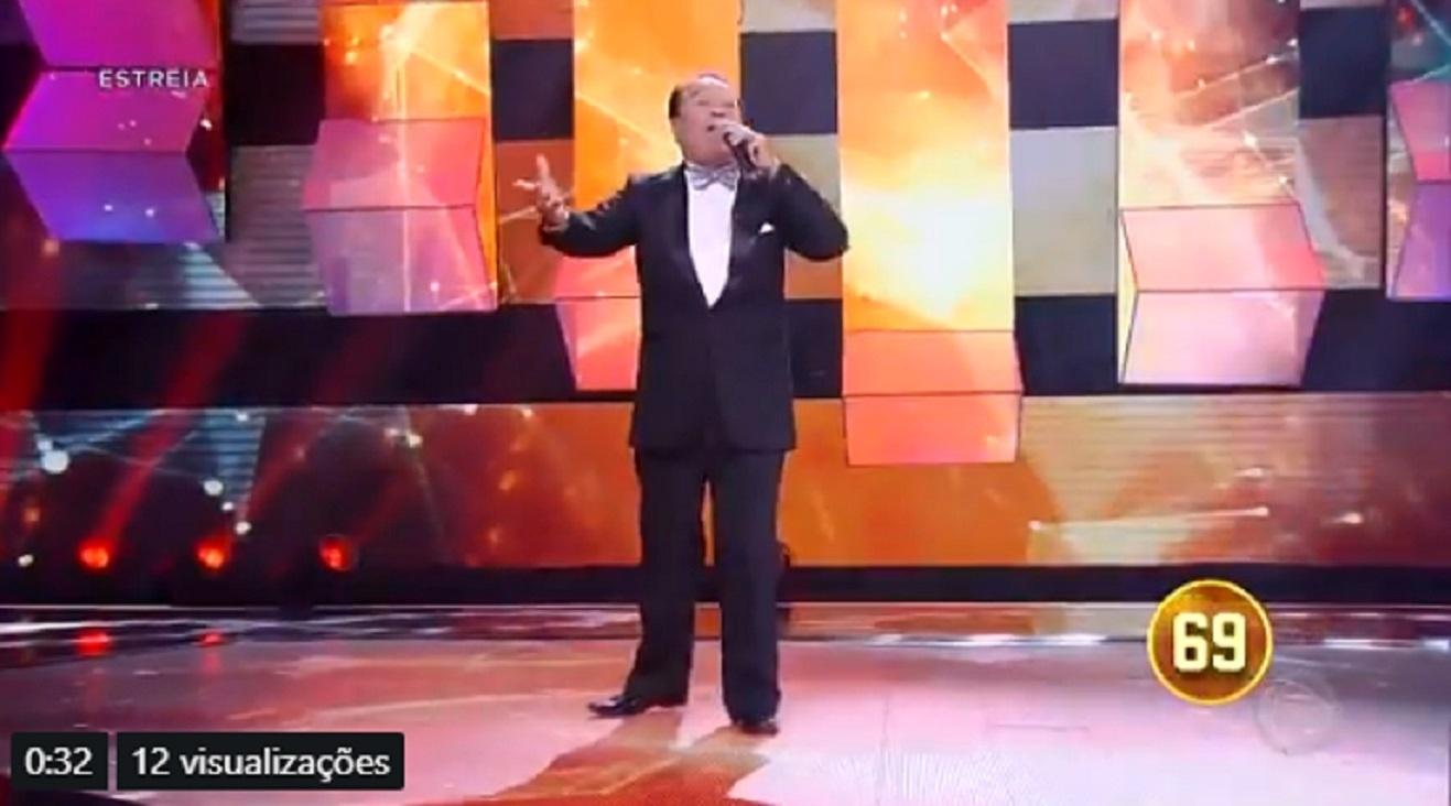 Evando Moura em "Canta Comigo" - Reprodução/TV Record