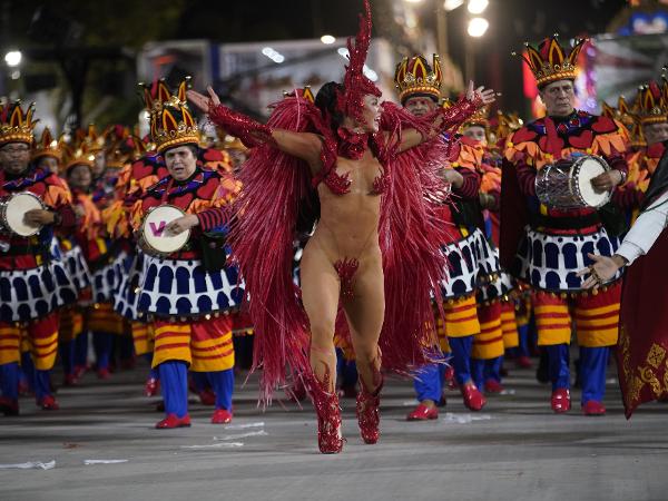 Resultado do Carnaval do Rio confirma força das religiões de