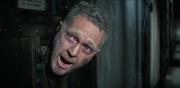 Steve McQueen em cena de "Papillon" (1973), dirigido por Franklin J. Schaffner - Reprodução