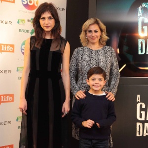 Chris Ubach, Daniela Escobar e Enzo Barone estão no elenco de "A Garota da Moto" - Leonardo Nones/SBT - Leonardo Nones/SBT