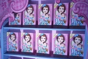 Convidados levaram para casa uma boneca personalizada inspirada na pequena Ysis - Reprodução/Instagram - Reprodução/Instagram