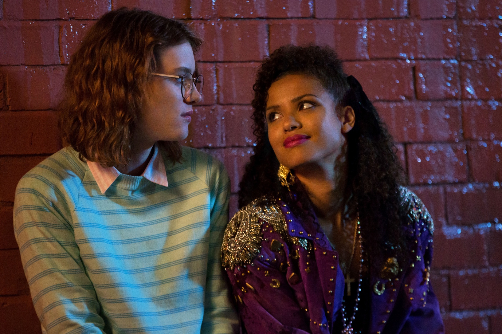 Cena do episódio "San Junipero" da terceira temporada de "Black Mirror" - Divulgação/Netflix