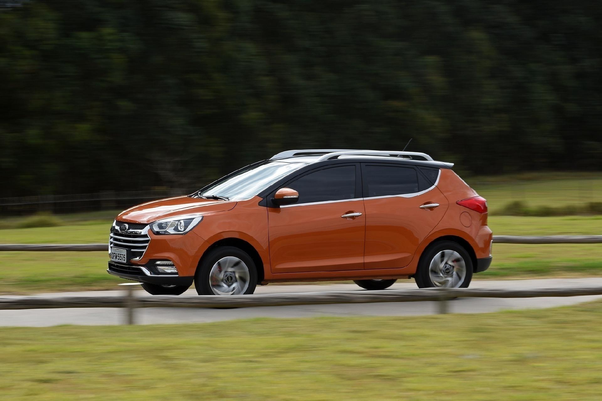 JAC T40 - Murilo Góes/UOL