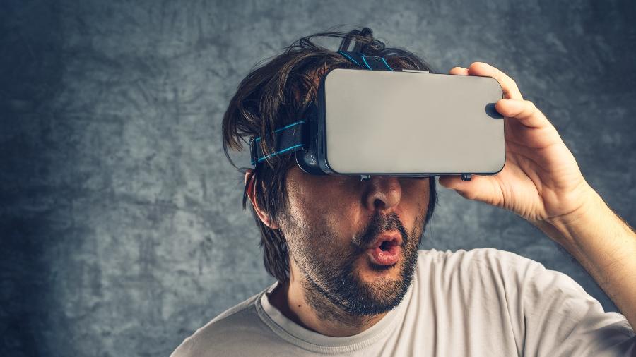 Apple, que ainda não apresentou projeto de óculos VR, não participa de fórum das gigantes de tecnologia para definir Metaverso - Getty Images