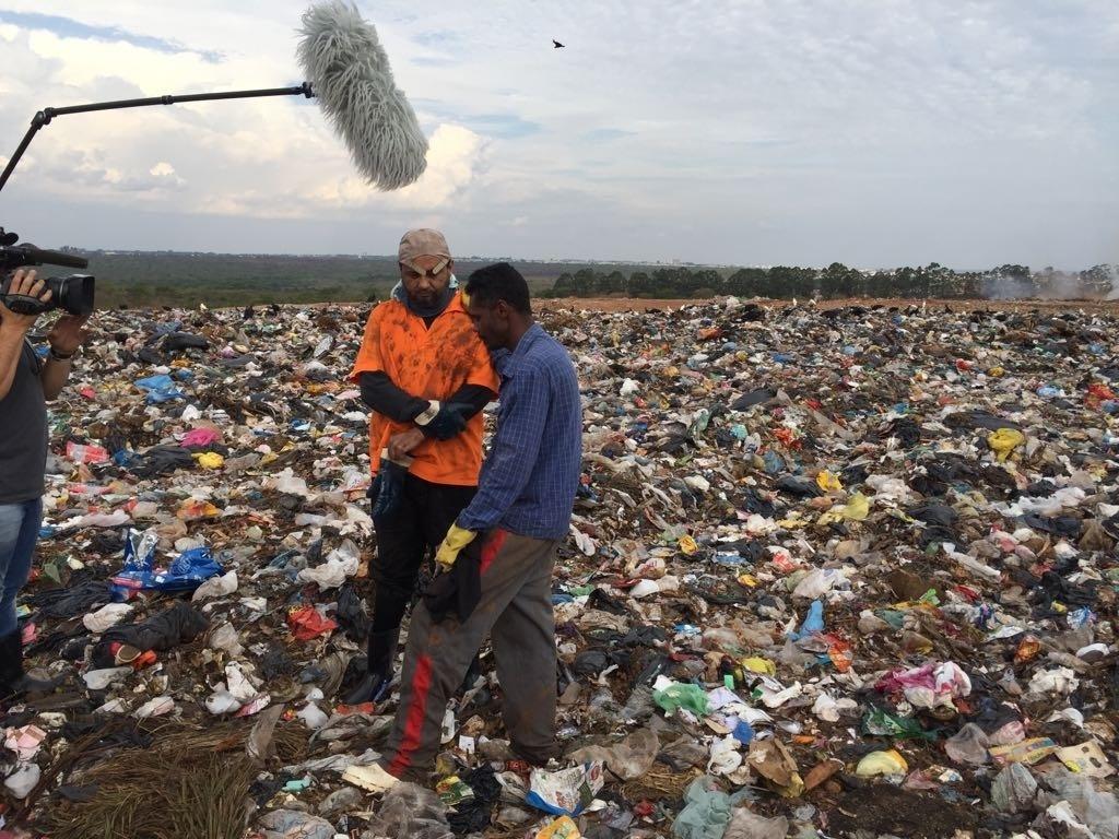 Geraldo Luís vira catador de lixo - Divulgação