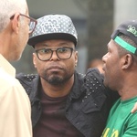 Buchecha é consolado no enterro de Mr. Catra - Daniel Pinheiro/AgNews
