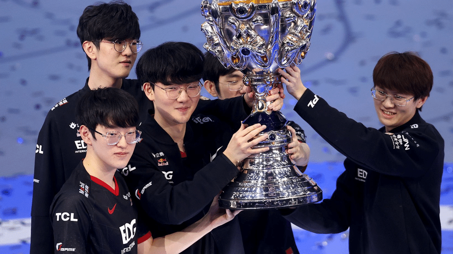 Worlds 2021: EDG vence DWG KIA na final e é campeã mundial, lol