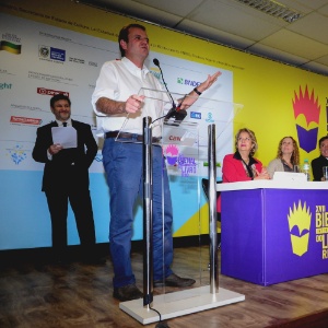 3.set.2015 - O prefeito do Rio Eduardo Paes abre a 17ª edição da Bienal Internacional do Livro - Estadão Conteúdo