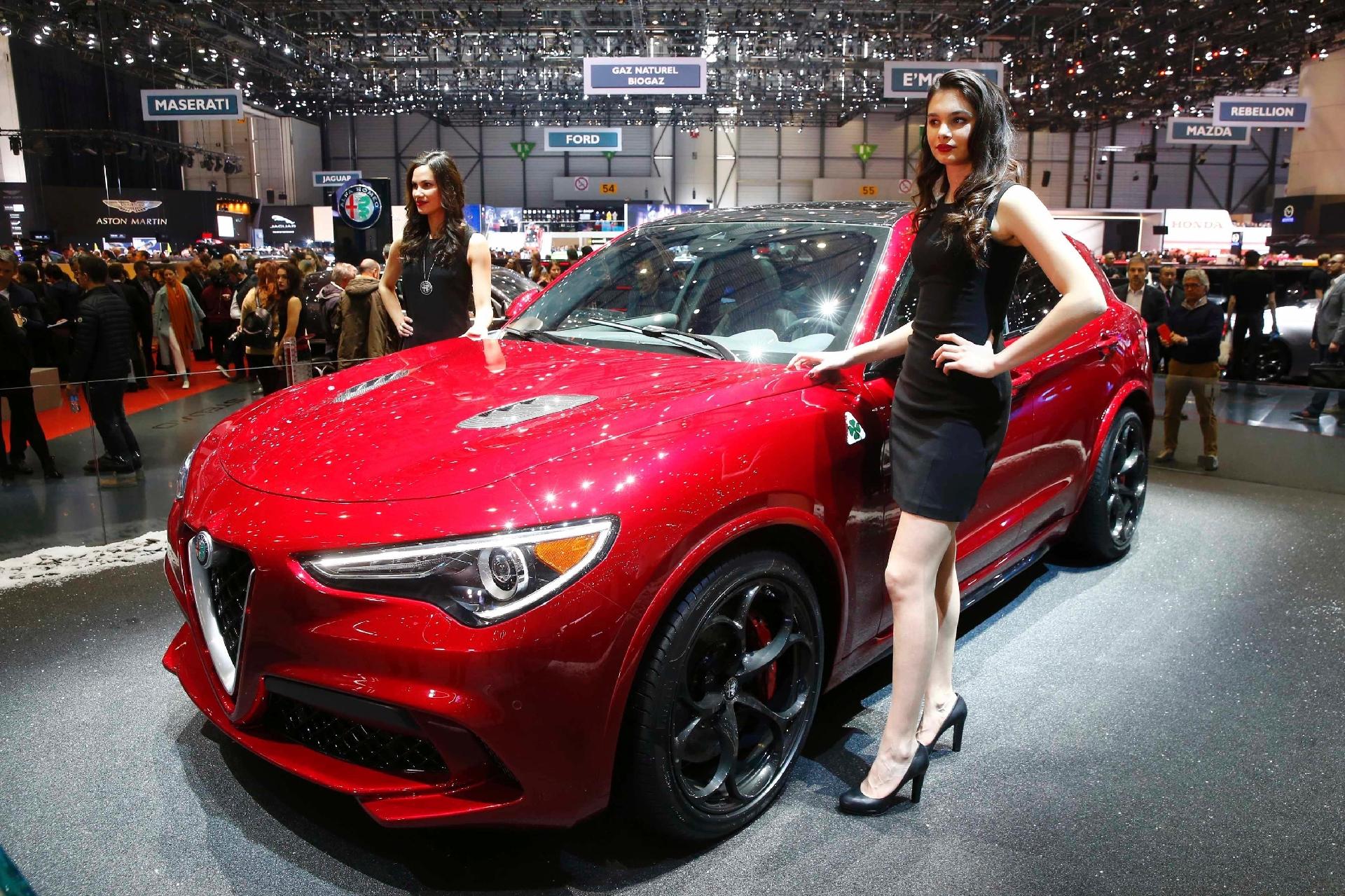 Alfa Romeo Stelvio - Arnd Wiegmann/Reuters