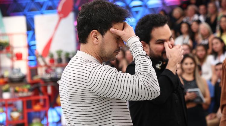 Zezé di Camargo e Luciano se emocionam ao falar do pai, Francisco, no "Programa da Sabrina" - Antonio Chahestian/Divulgação/Record TV - Antonio Chahestian/Divulgação/Record TV