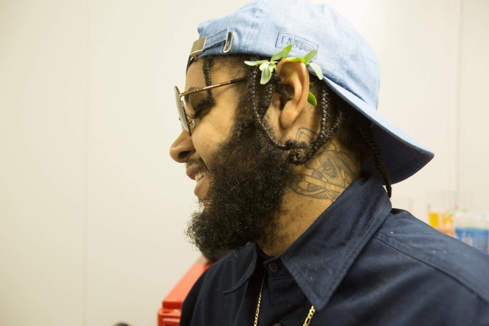 Emicida, que se apresentou com Miguel no Palco Sunset - Marcos Hermes/UOL