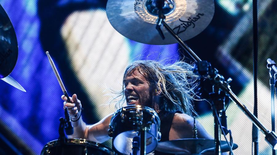 O baterista Taylor Hawkins se empolga durante show do Foo Fighters no Allianz Parque, em São Paulo - Lucas Lima/UOL
