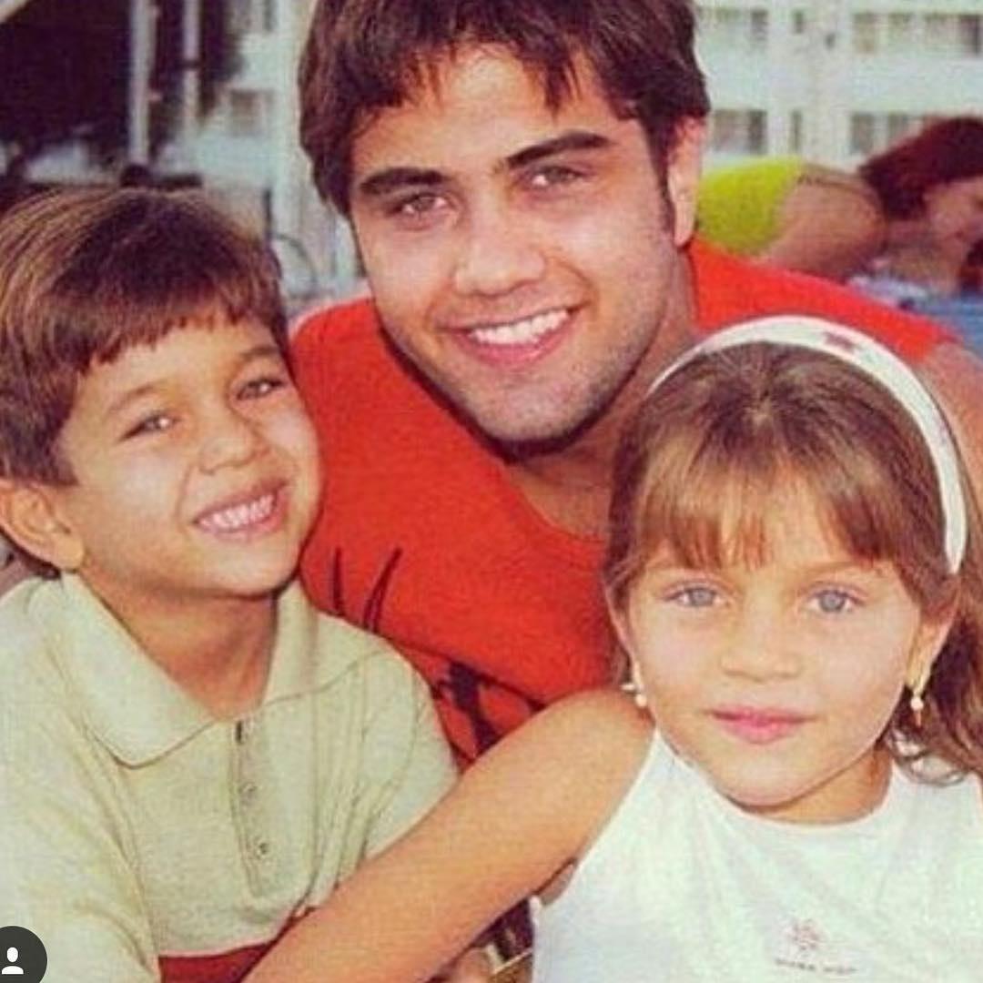 Lyandra na infância com os irmãos Leandro e Thiago - Reprodução/Instagram