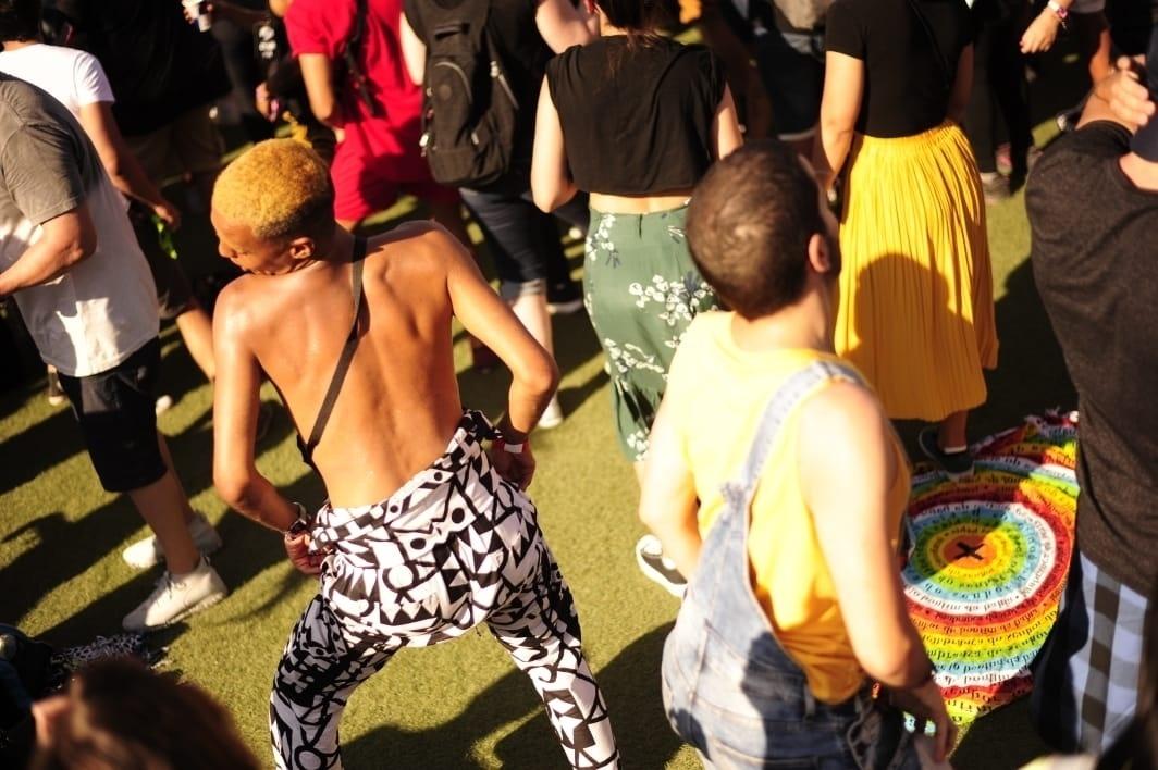 Fãs rebolam ao som do funk na abertura do sexto dia do Rock In Rio 2019 - Bruna Prado/ UOL