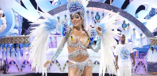 Carnaval Mulher Abacaxi Quase Perde O Marido Por Topless Em Desfile