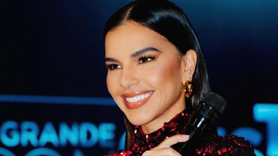 Mariana Rios relembrou o início da vida profissional Mariana Rios relembrou o início da vida profissional