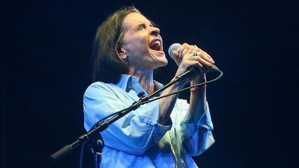 Marina Lima faz show no Bar Opinião, no domingo, em Porto Alegre