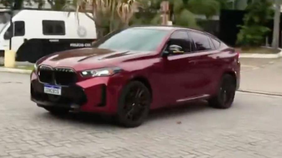 BMW X6 de MC Poze do Rodo foi apreendido pela Polícia Civil por divergência na cor registrada no respectivo documento e a cor atual BMW X6 de MC Poze do Rodo foi apreendido pela Polícia Civil por divergência na cor registrada no respectivo documento e a cor atual