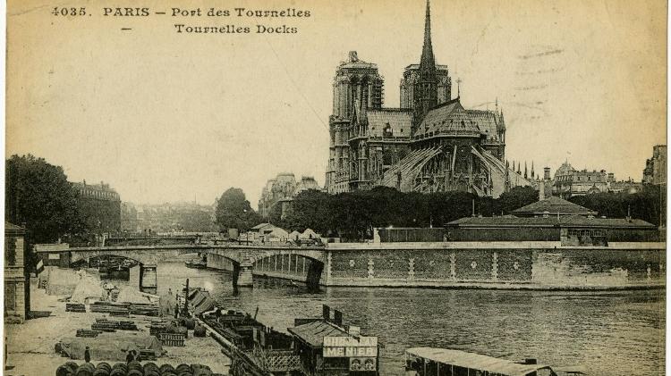 O necrotério é o prédio antes da catedral de Notre-Dame. Foto de 1916. O necrotério é o prédio antes da catedral de Notre-Dame. Foto de 1916.