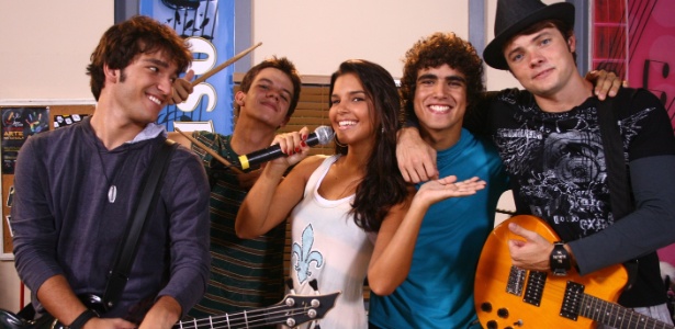 Caio (Humberto Carrão), Diego (Bernardo Castro Alves), Yasmin (Mariana Rios), Bruno (Caio Castro) e Alex (Daniel Dalcin): a Quadribanda de "Malhação" (2009) -  Davi de Almeida/TV Globo -  Davi de Almeida/TV Globo