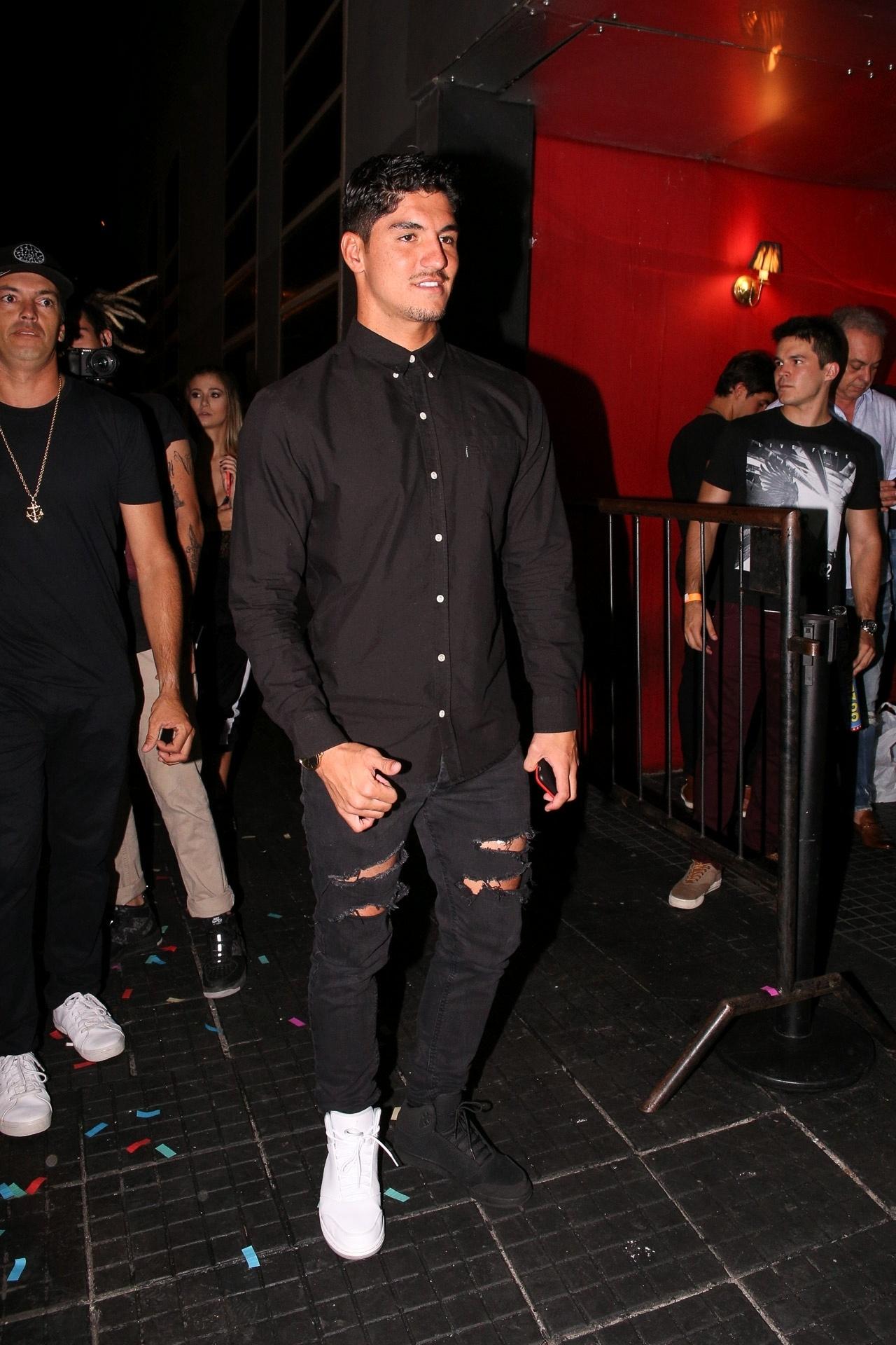 Gabriel Medina - Deividi Correa e Eduardo Martins / AgNews