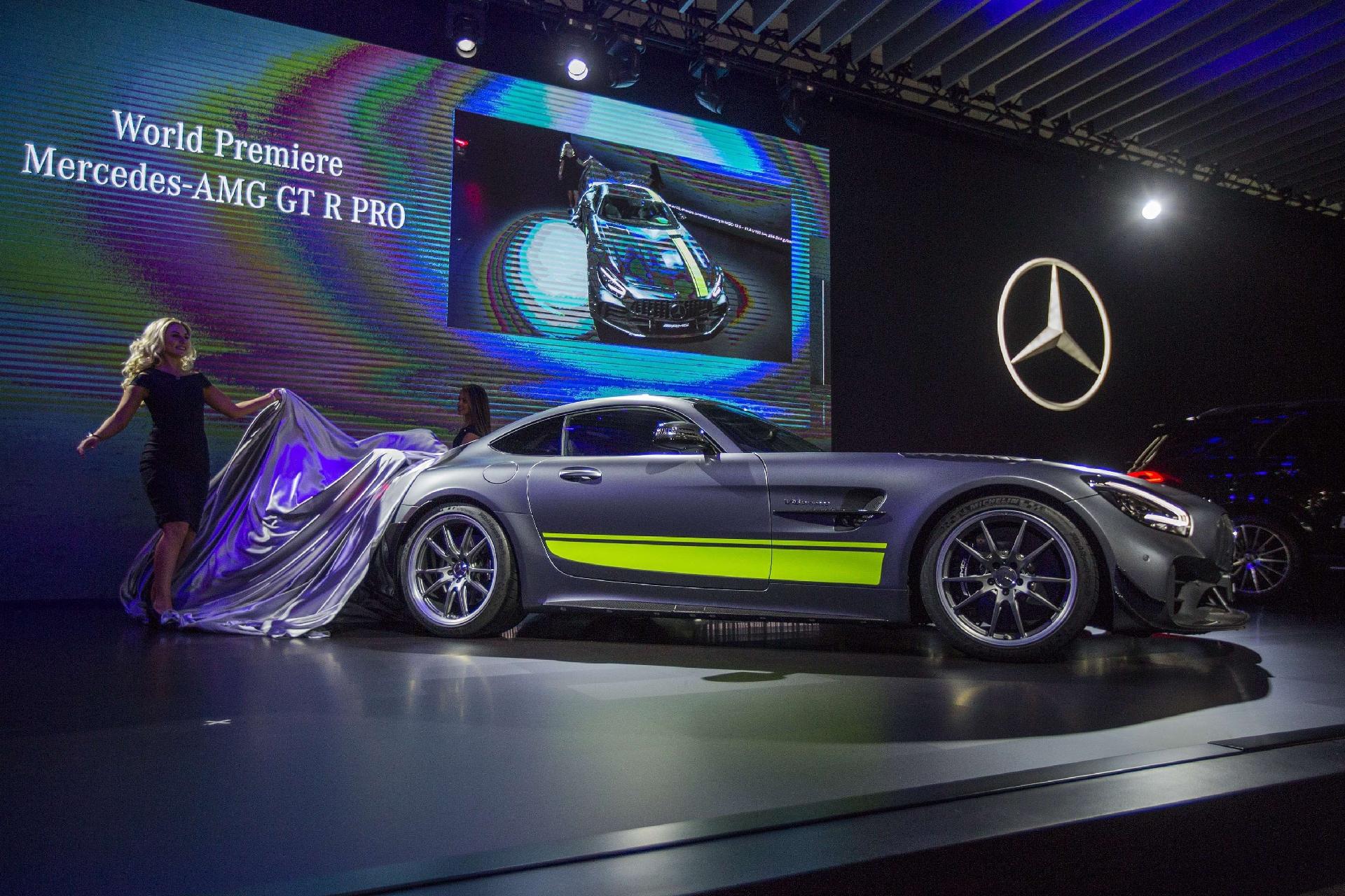 Mercedes-AMG GT-R Pro - David McNew/AFP