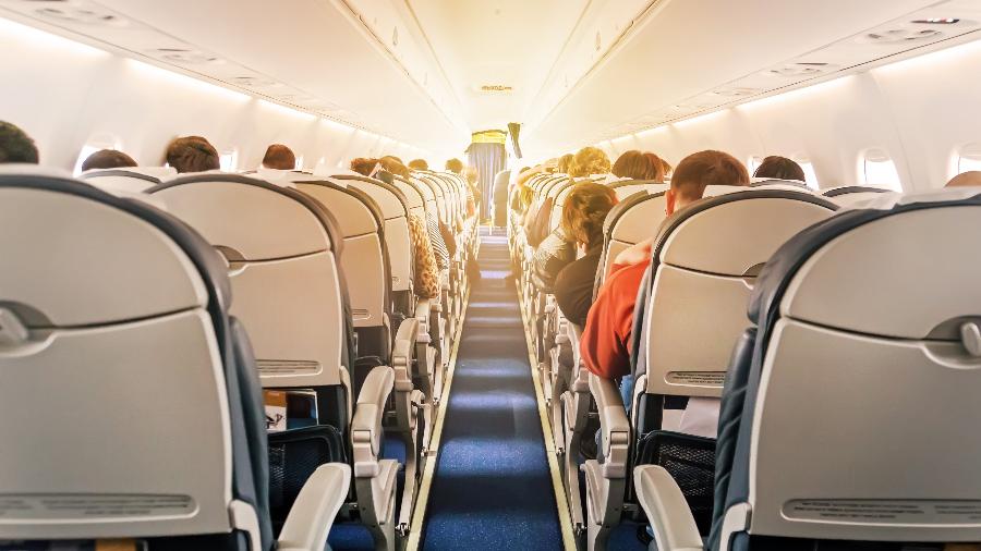 Nova regra se refere a sistemas e dispositivos de isolamento de pacientes em aviões - iStock