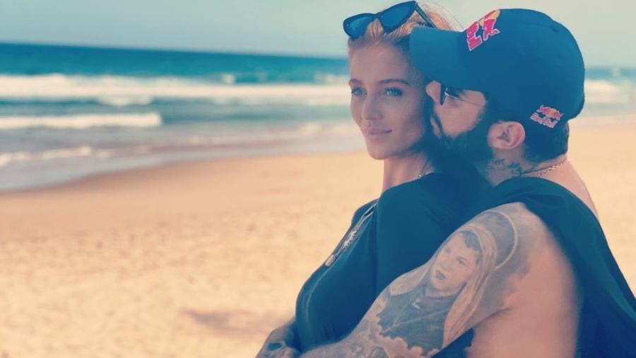 Cintia Dicker e Pedro Scooby estão juntos desde o fim de 2019 - Reprodução/Instagram