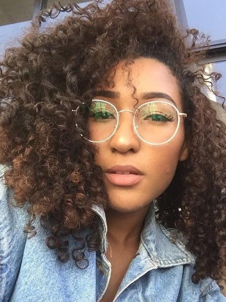 A professora de música Brenda Anjos ouviu comentários ofensivos sobre seu cabelo em igrejas neopentecostais que frequentou  - Arquivo Pessoal - Arquivo Pessoal