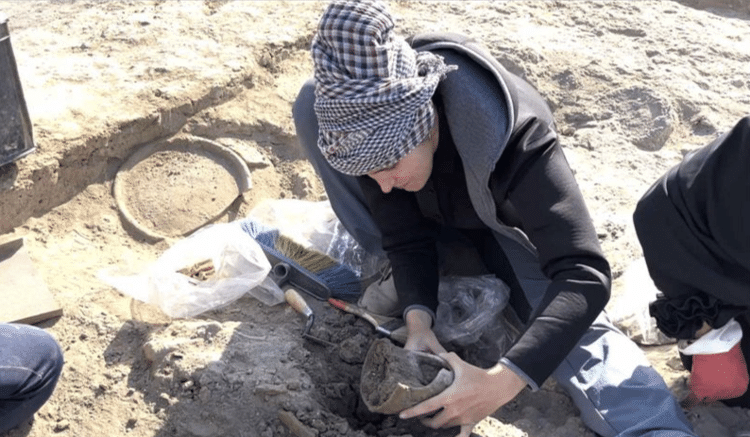 Os arqueólogos desenterraram 100 tigelas contendo restos de comida - Lagash Archaelogical Project - Lagash Archaelogical Project