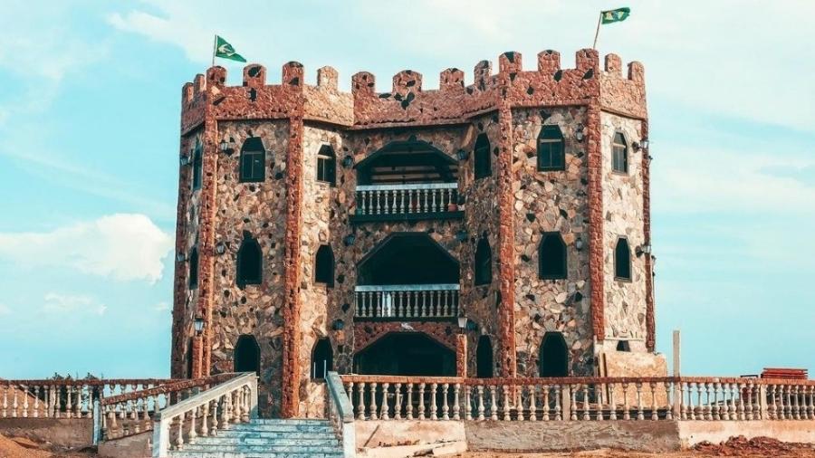 Castelo da Caixa Furada fica em Diamantino, a 200 km de Cuiabá