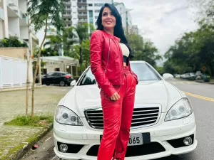 Última 'nave' da Hebe: Mercedes única vira xodó de outra apresentadora