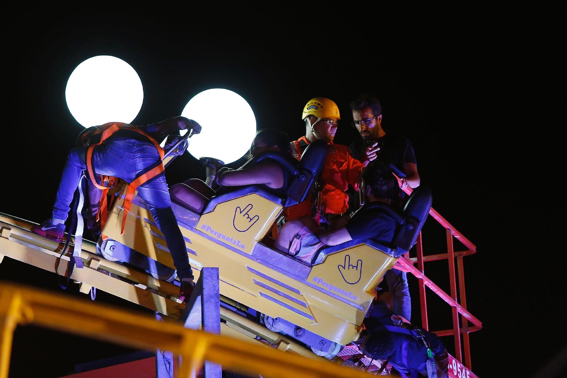 Montanha-russa sofre pane e deixa quatro pessoas presas na Cidade do Rock, no Parque Olímpico, durante o Rock in Rio 2017 - Marco Antonio Teixeira/UOL
