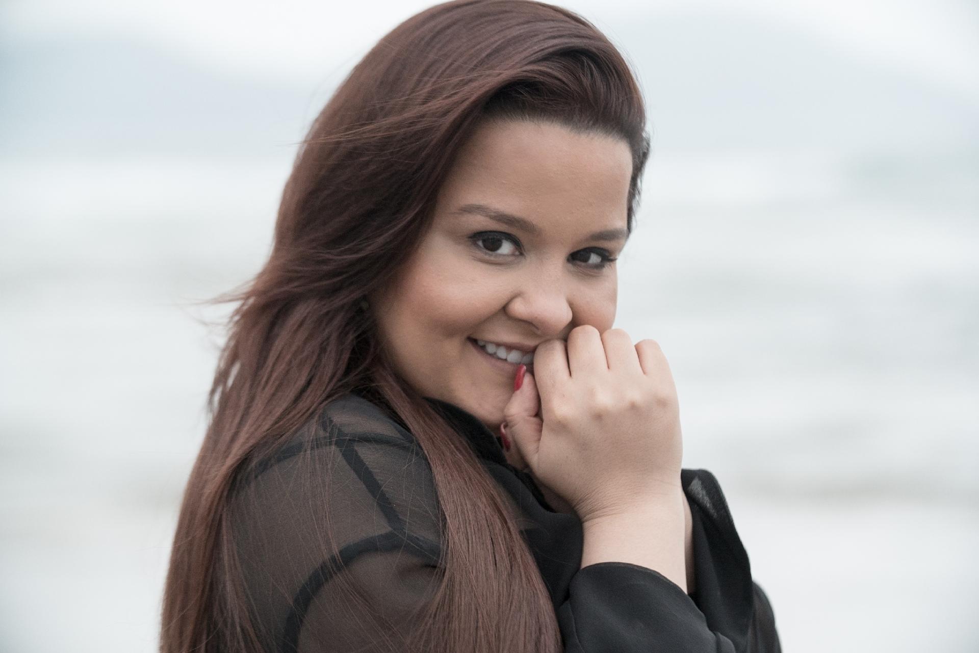 Cenas do clipe de "Bengala e Crochê" de Maiara e Maraisa - Olivio Neto