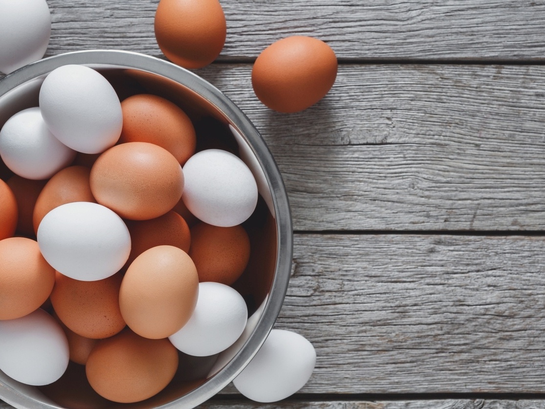 O carro do ovo chegou! O que você não sabe na hora de comprar o alimento -  UOL VivaBem