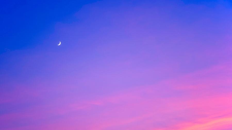 Lua Violeta, segunda lua nova de agosto, traz renovação - Athina Psoma/iStock