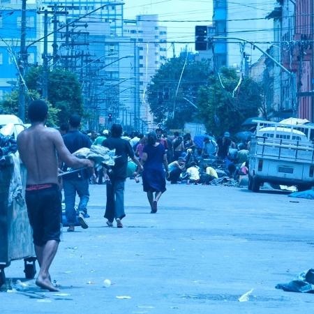 Situação de rua e consumo de drogas, condições que coexistem na cracolândia paulistana, estão associadas à mortalidade pós-tuberculose - Léo Ramos Chaves