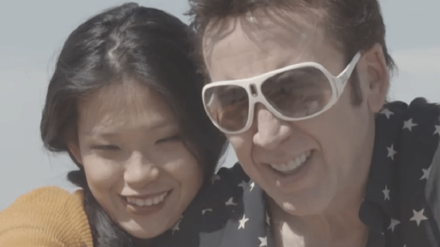 O ator Nicolas Cage e a atual esposa, Riko Shibata - Reprodução/YouTube