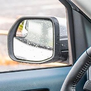 Nova lei do retrovisor já está valendo: veja o que muda para os motoristas