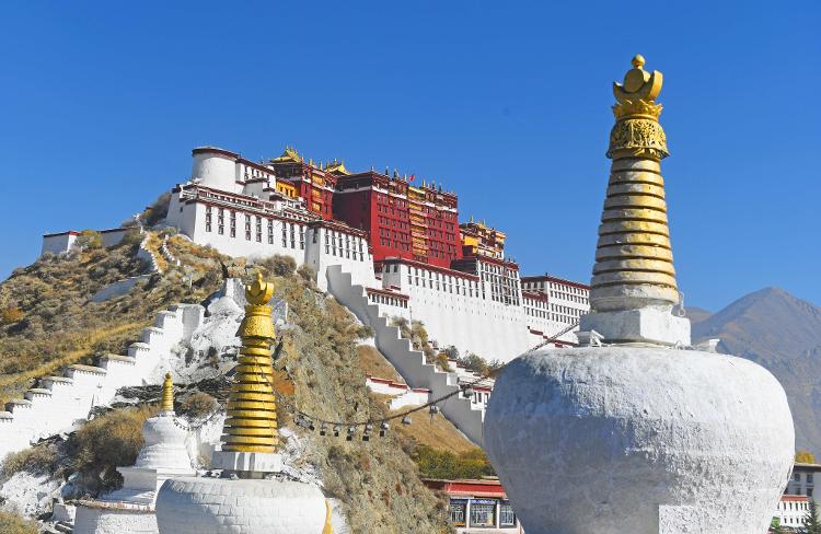 Palácio de Potala, em Lassa, no Tibete, região autônoma da China