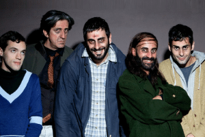"The Pillowman – O Homem Travesseiro" é ideal para o público afeito ao humor negro - Divulgação