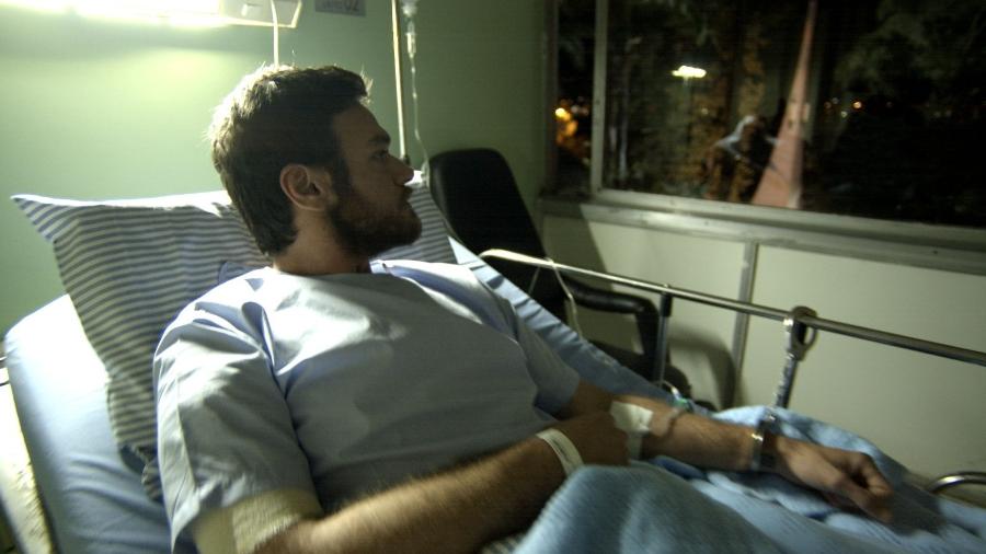 Rubinho (Emilio Dantas) no hospital em "A Força do Querer" - Reprodução/GShow