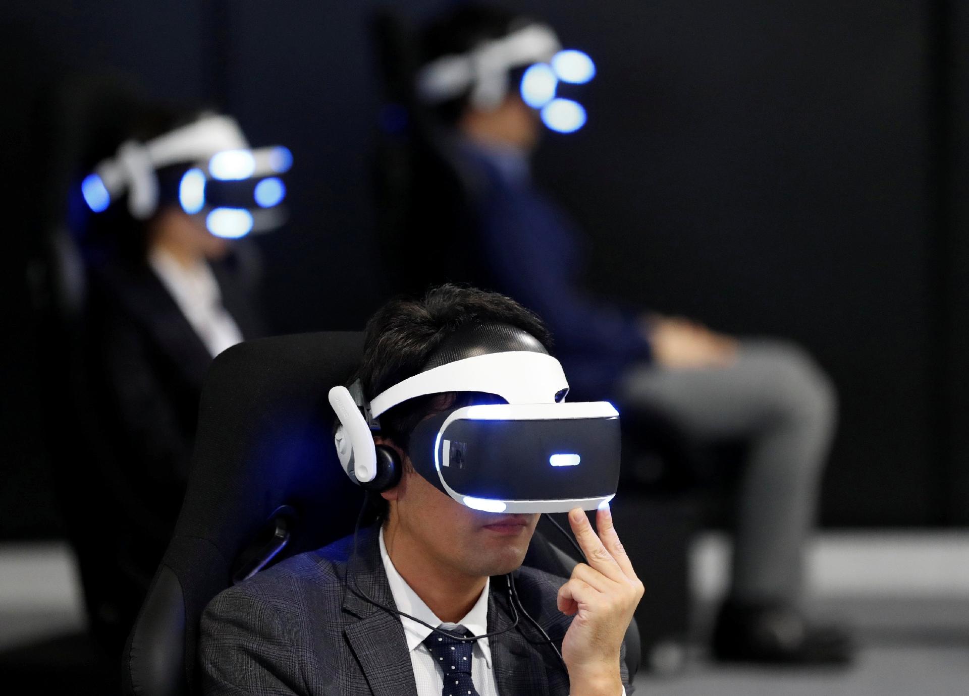 Realidade virtual no Salão de Tóquio 2017 - Kim Kyung Hoon/Reuters
