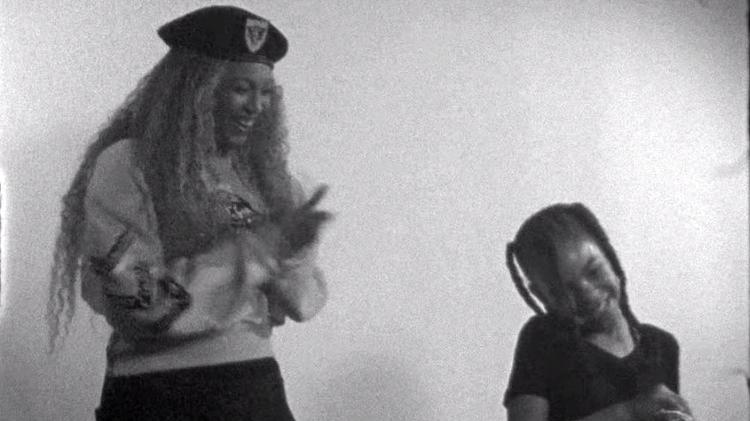 Beyoncé aplaude Blue Ivy - Reprodução/Netflix - Reprodução/Netflix