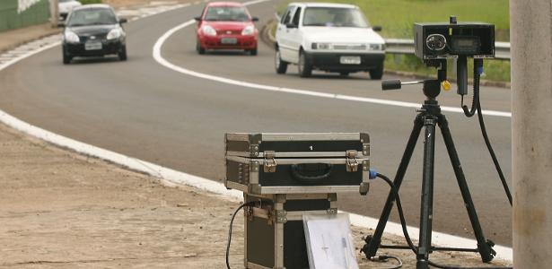 Margem de erro: posso andar acima do limite de velocidade sem ser multado?