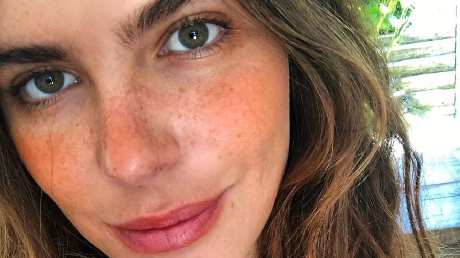 Mariana Goldfarb deseja passar naturalidade em suas redes sociais - Reprodução/ Instagram