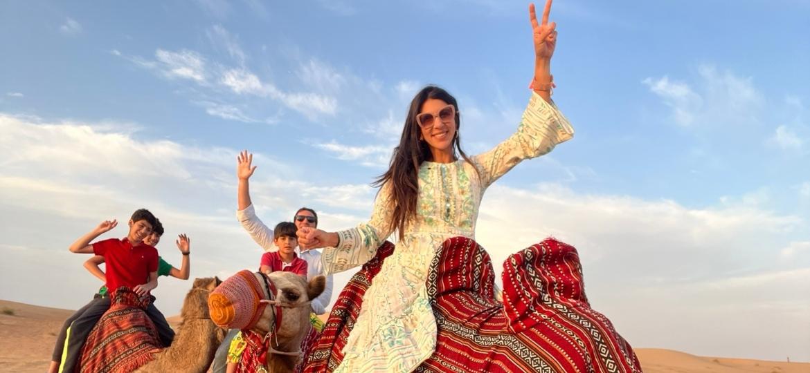 Que tal uma volta de camelo em Dubai para família toda? - Acervo pessoal