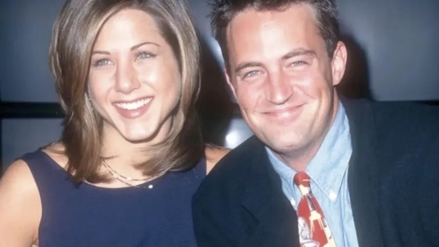 Os atores Jennifer Aniston e Matthew Perry