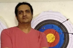 O poeta palestino Ashraf Fayadh, condenado a morte na Arábia Saudita - Instagram/Reprodução