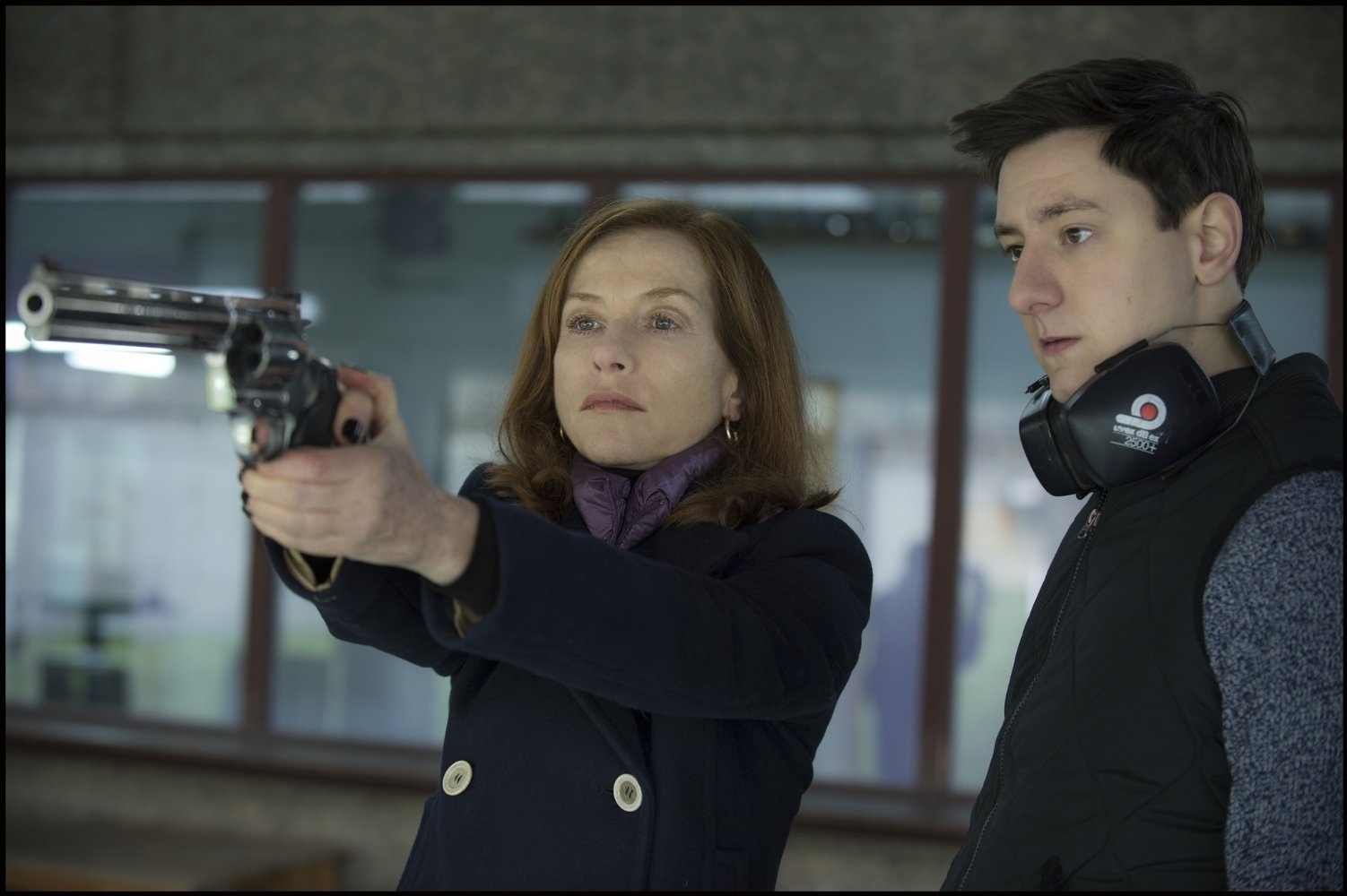 Isabelle Huppert e Arthur Mazet em cena do filme "Elle" (2016), de Paul Verhoeven - Divulgação